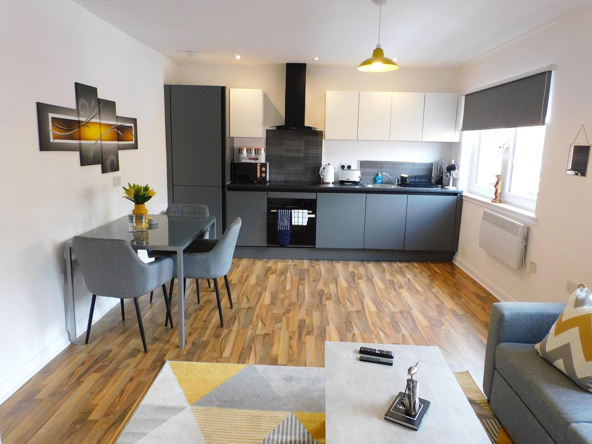 Newly Refurbished 1 Bed Apt In Hamilton Close To Station And Local Amenities Экстерьер фото